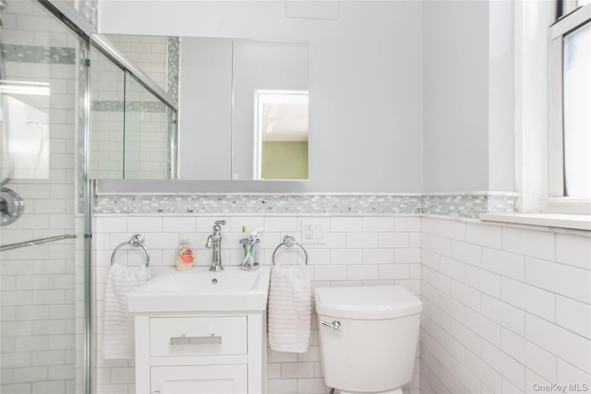 2711 Henry Hudson Parkway, New York, NY, 3 Bedrooms Bedrooms, 5 Rooms Rooms,2 BathroomsBathrooms,Residential,For Rent,Henry Hudson,0,1007354 2711 Henry Hudson Parkway, New York, NY, 3 Bedrooms Bedrooms, 5 Rooms Rooms,2 BathroomsBathrooms,Residential,For Rent,Henry Hudson,0,1007354