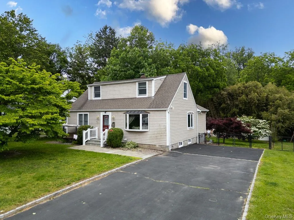 22 Oakbrook Road, Ossining, NY, 4 Bedrooms Bedrooms, 10 Rooms Rooms,3 BathroomsBathrooms,Residential,For Rent,Oakbrook,0,1007357 22 Oakbrook Road, Ossining, NY, 4 Bedrooms Bedrooms, 10 Rooms Rooms,3 BathroomsBathrooms,Residential,For Rent,Oakbrook,0,1007357