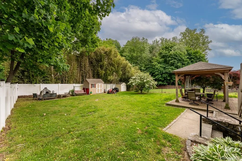 22 Oakbrook Road, Ossining, NY, 4 Bedrooms Bedrooms, 10 Rooms Rooms,3 BathroomsBathrooms,Residential,For Rent,Oakbrook,0,1007357 22 Oakbrook Road, Ossining, NY, 4 Bedrooms Bedrooms, 10 Rooms Rooms,3 BathroomsBathrooms,Residential,For Rent,Oakbrook,0,1007357