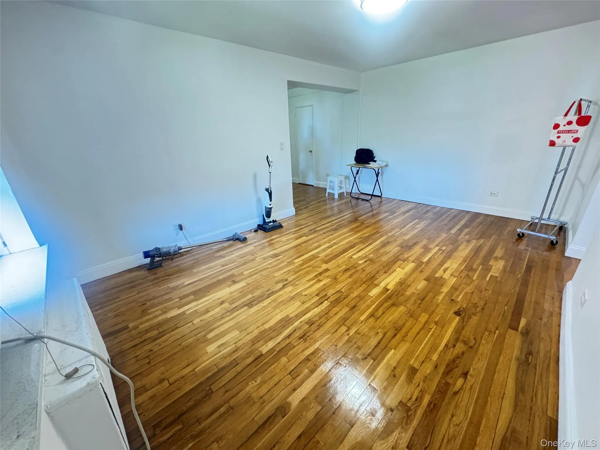144-46 38th Avenue, New York, NY, 2 Bedrooms Bedrooms, 4 Rooms Rooms,1 BathroomBathrooms,Residential,For Rent,38th,0,1007358 144-46 38th Avenue, New York, NY, 2 Bedrooms Bedrooms, 4 Rooms Rooms,1 BathroomBathrooms,Residential,For Rent,38th,0,1007358