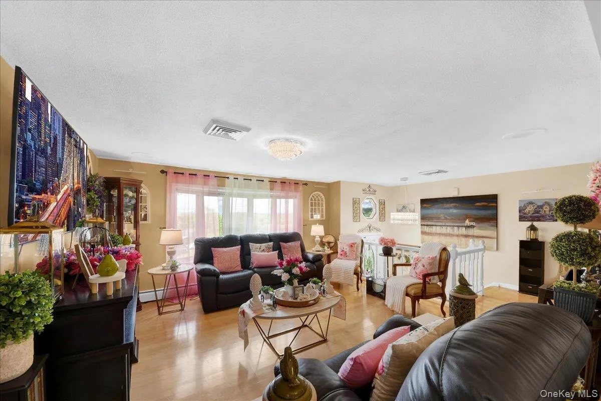 5 Rowell Lane, Wappinger, NY, 4 Bedrooms Bedrooms, 9 Rooms Rooms,2 BathroomsBathrooms,Residential,For Rent,Rowell,0,1007359 5 Rowell Lane, Wappinger, NY, 4 Bedrooms Bedrooms, 9 Rooms Rooms,2 BathroomsBathrooms,Residential,For Rent,Rowell,0,1007359