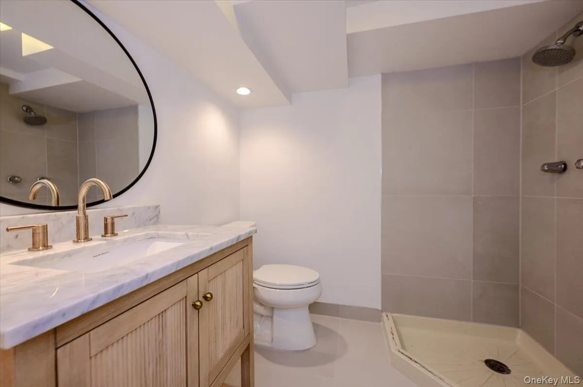 8 Parkside Drive, North Hempstead, NY, 3 Bedrooms Bedrooms, 7 Rooms Rooms,2 BathroomsBathrooms,Residential,For Rent,Parkside,0,1007362 8 Parkside Drive, North Hempstead, NY, 3 Bedrooms Bedrooms, 7 Rooms Rooms,2 BathroomsBathrooms,Residential,For Rent,Parkside,0,1007362