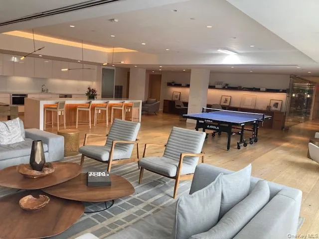 138-35 39th Avenue, New York, NY, 1 Bedroom Bedrooms, 3 Rooms Rooms,1 BathroomBathrooms,Residential,For Rent,39th,0,1007369 138-35 39th Avenue, New York, NY, 1 Bedroom Bedrooms, 3 Rooms Rooms,1 BathroomBathrooms,Residential,For Rent,39th,0,1007369