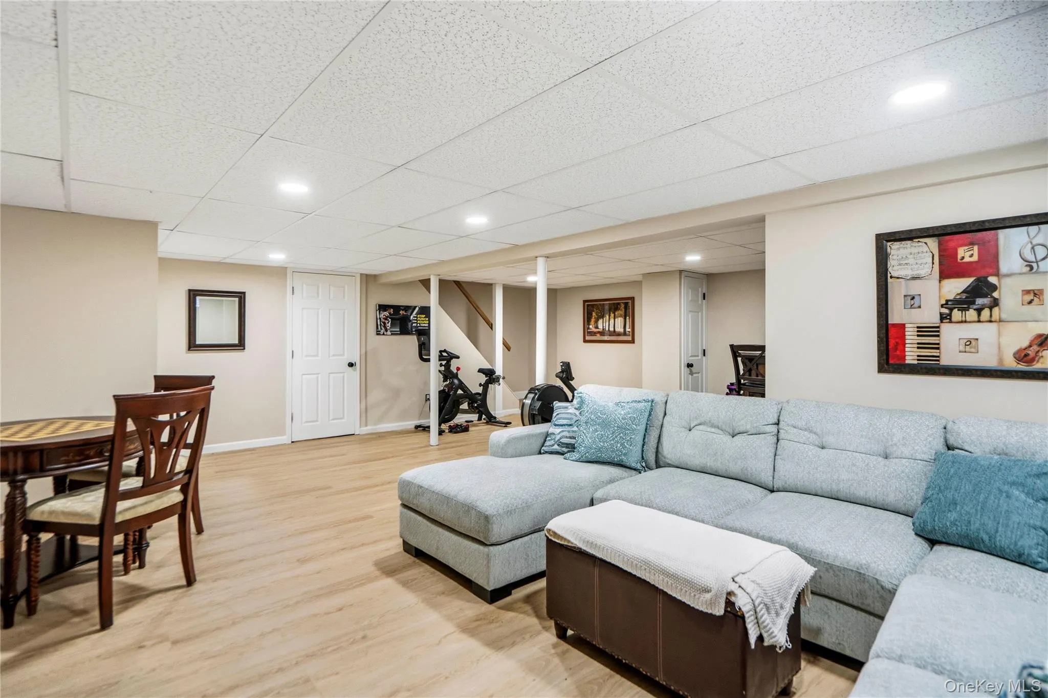 434 Main Street, Huntington, NY, 5 Bedrooms Bedrooms, 9 Rooms Rooms,3 BathroomsBathrooms,Residential,For Rent,Main,0,1007370 434 Main Street, Huntington, NY, 5 Bedrooms Bedrooms, 9 Rooms Rooms,3 BathroomsBathrooms,Residential,For Rent,Main,0,1007370
