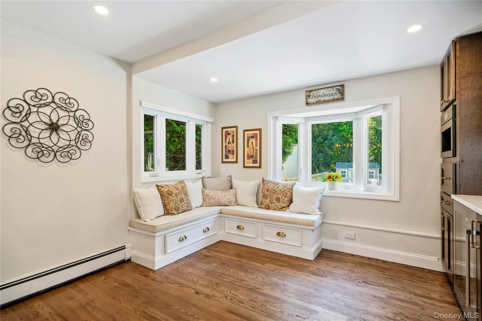 434 Main Street, Huntington, NY, 5 Bedrooms Bedrooms, 9 Rooms Rooms,3 BathroomsBathrooms,Residential,For Rent,Main,0,1007370 434 Main Street, Huntington, NY, 5 Bedrooms Bedrooms, 9 Rooms Rooms,3 BathroomsBathrooms,Residential,For Rent,Main,0,1007370