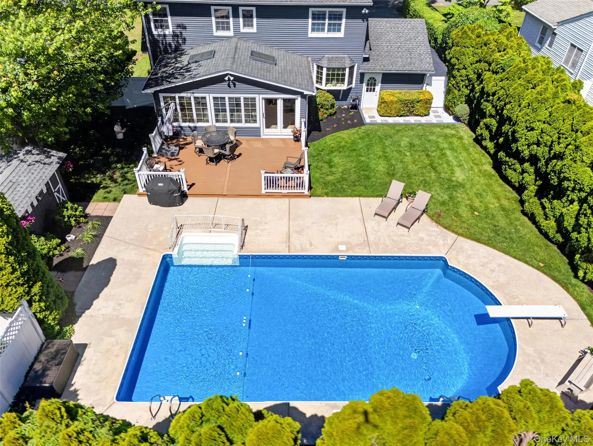 10 Edsall Avenue, Clarkstown, NY, 5 Bedrooms Bedrooms, 12 Rooms Rooms,2 BathroomsBathrooms,Residential,For Rent,Edsall,0,1007374 10 Edsall Avenue, Clarkstown, NY, 5 Bedrooms Bedrooms, 12 Rooms Rooms,2 BathroomsBathrooms,Residential,For Rent,Edsall,0,1007374