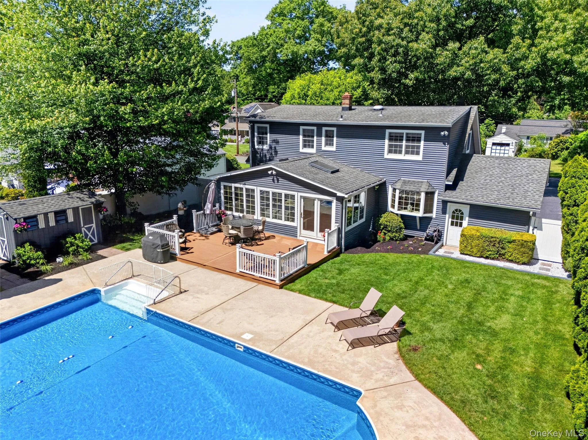 10 Edsall Avenue, Clarkstown, NY, 5 Bedrooms Bedrooms, 12 Rooms Rooms,2 BathroomsBathrooms,Residential,For Rent,Edsall,0,1007374 10 Edsall Avenue, Clarkstown, NY, 5 Bedrooms Bedrooms, 12 Rooms Rooms,2 BathroomsBathrooms,Residential,For Rent,Edsall,0,1007374