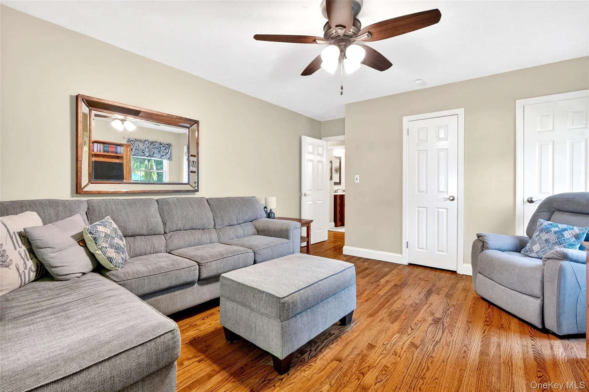 10 Edsall Avenue, Clarkstown, NY, 5 Bedrooms Bedrooms, 12 Rooms Rooms,2 BathroomsBathrooms,Residential,For Rent,Edsall,0,1007374 10 Edsall Avenue, Clarkstown, NY, 5 Bedrooms Bedrooms, 12 Rooms Rooms,2 BathroomsBathrooms,Residential,For Rent,Edsall,0,1007374