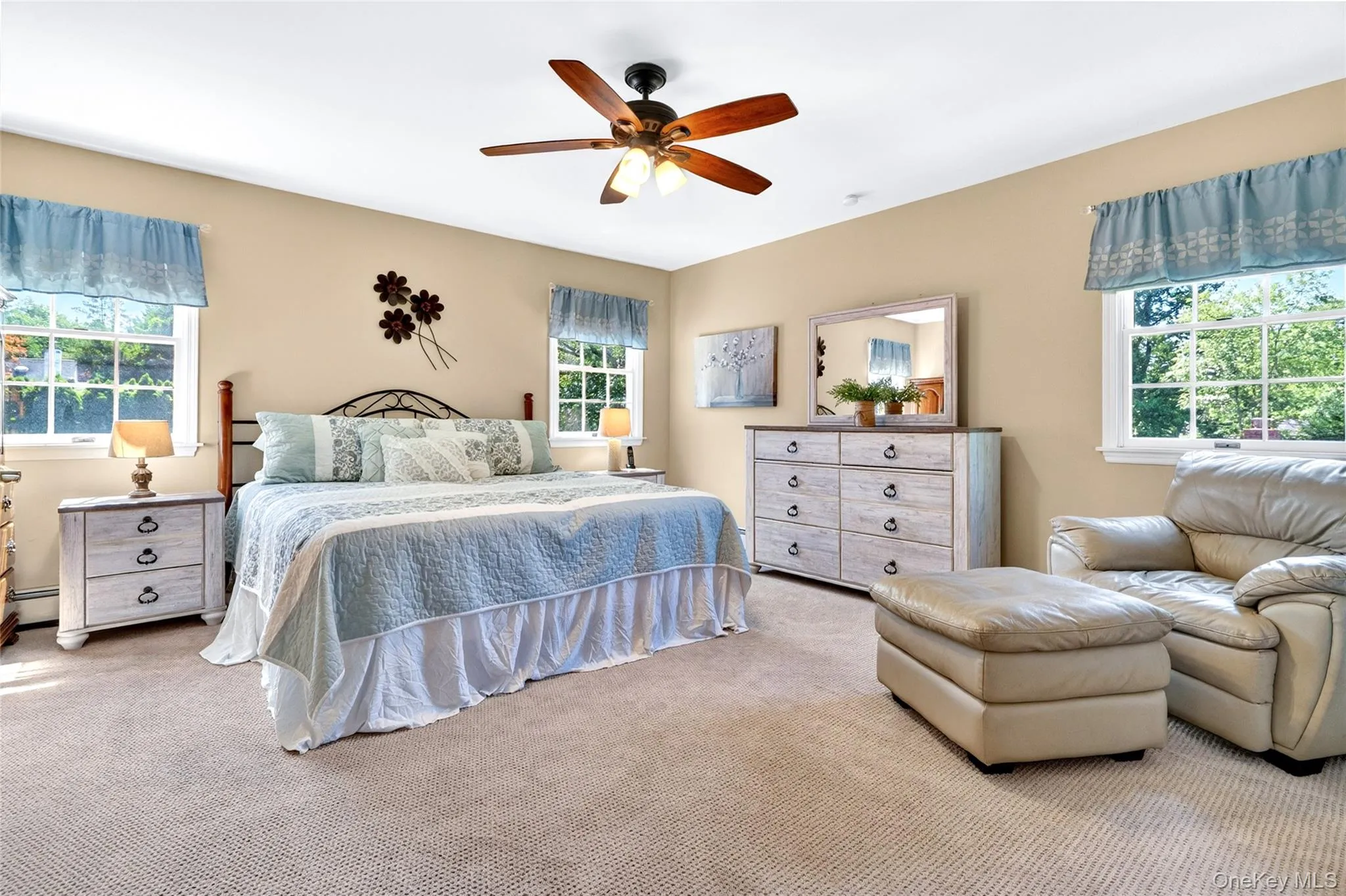 10 Edsall Avenue, Clarkstown, NY, 5 Bedrooms Bedrooms, 12 Rooms Rooms,2 BathroomsBathrooms,Residential,For Rent,Edsall,0,1007374 10 Edsall Avenue, Clarkstown, NY, 5 Bedrooms Bedrooms, 12 Rooms Rooms,2 BathroomsBathrooms,Residential,For Rent,Edsall,0,1007374