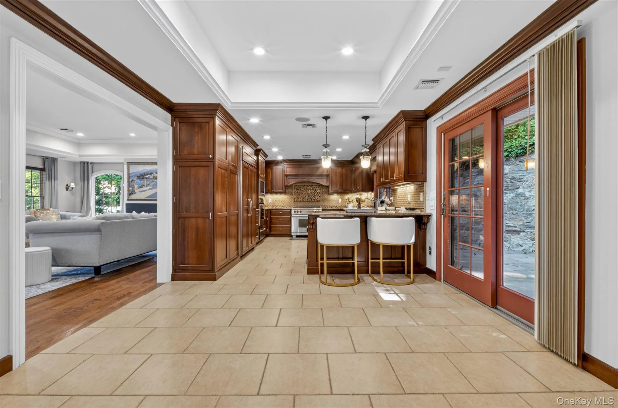 125 Mimosa Drive, North Hempstead, NY, 5 Bedrooms Bedrooms, 10 Rooms Rooms,3 BathroomsBathrooms,Residential,For Rent,Mimosa,0,1007376 125 Mimosa Drive, North Hempstead, NY, 5 Bedrooms Bedrooms, 10 Rooms Rooms,3 BathroomsBathrooms,Residential,For Rent,Mimosa,0,1007376