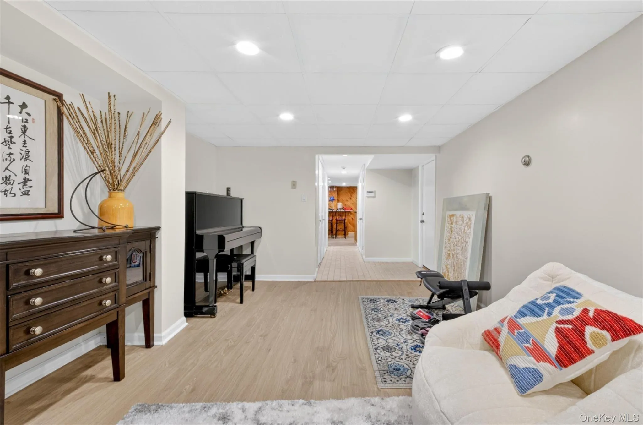 125 Mimosa Drive, North Hempstead, NY, 5 Bedrooms Bedrooms, 10 Rooms Rooms,3 BathroomsBathrooms,Residential,For Rent,Mimosa,0,1007376 125 Mimosa Drive, North Hempstead, NY, 5 Bedrooms Bedrooms, 10 Rooms Rooms,3 BathroomsBathrooms,Residential,For Rent,Mimosa,0,1007376