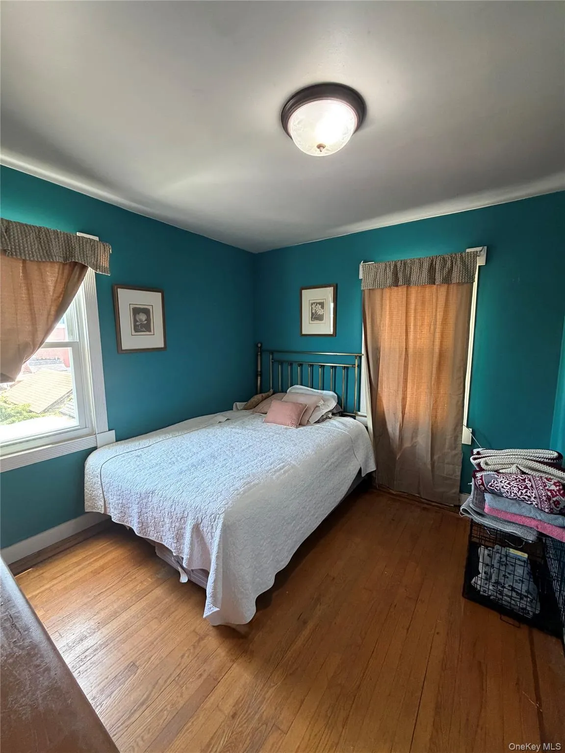 1st Bedroom 1st Bedroom