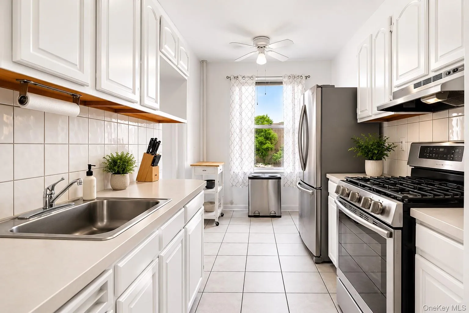 472 Gramatan Avenue, Mount Vernon, NY, 2 Bedrooms Bedrooms, 5 Rooms Rooms,1 BathroomBathrooms,Residential,For Rent,Gramatan,0,1007380 472 Gramatan Avenue, Mount Vernon, NY, 2 Bedrooms Bedrooms, 5 Rooms Rooms,1 BathroomBathrooms,Residential,For Rent,Gramatan,0,1007380