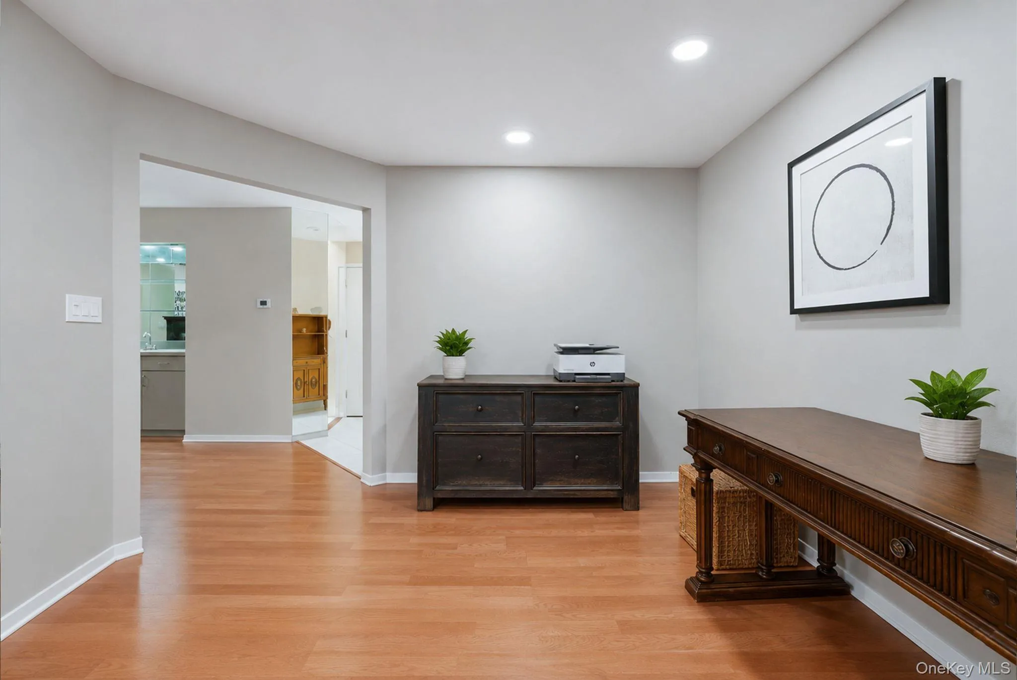 6 Wimbledon Drive, North Hempstead, NY, 3 Bedrooms Bedrooms, 9 Rooms Rooms,2 BathroomsBathrooms,Residential,For Rent,Wimbledon,0,1007388 6 Wimbledon Drive, North Hempstead, NY, 3 Bedrooms Bedrooms, 9 Rooms Rooms,2 BathroomsBathrooms,Residential,For Rent,Wimbledon,0,1007388