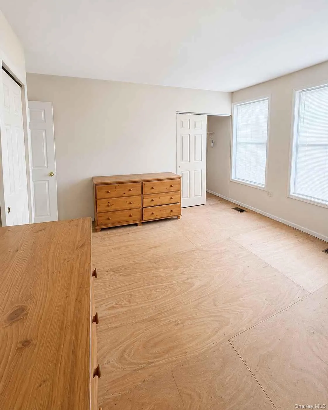 309 Beach 102nd Street, New York, NY, 3 Bedrooms Bedrooms, 7 Rooms Rooms,2 BathroomsBathrooms,Residential,For Rent,Beach 102nd,0,1007389 309 Beach 102nd Street, New York, NY, 3 Bedrooms Bedrooms, 7 Rooms Rooms,2 BathroomsBathrooms,Residential,For Rent,Beach 102nd,0,1007389