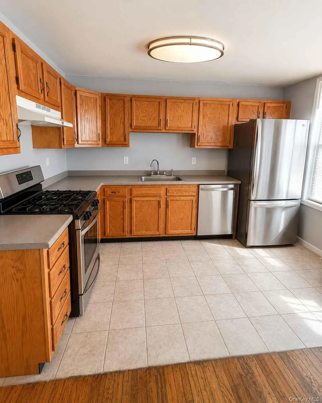 309 Beach 102nd Street, New York, NY, 3 Bedrooms Bedrooms, 7 Rooms Rooms,2 BathroomsBathrooms,Residential,For Rent,Beach 102nd,0,1007389 309 Beach 102nd Street, New York, NY, 3 Bedrooms Bedrooms, 7 Rooms Rooms,2 BathroomsBathrooms,Residential,For Rent,Beach 102nd,0,1007389