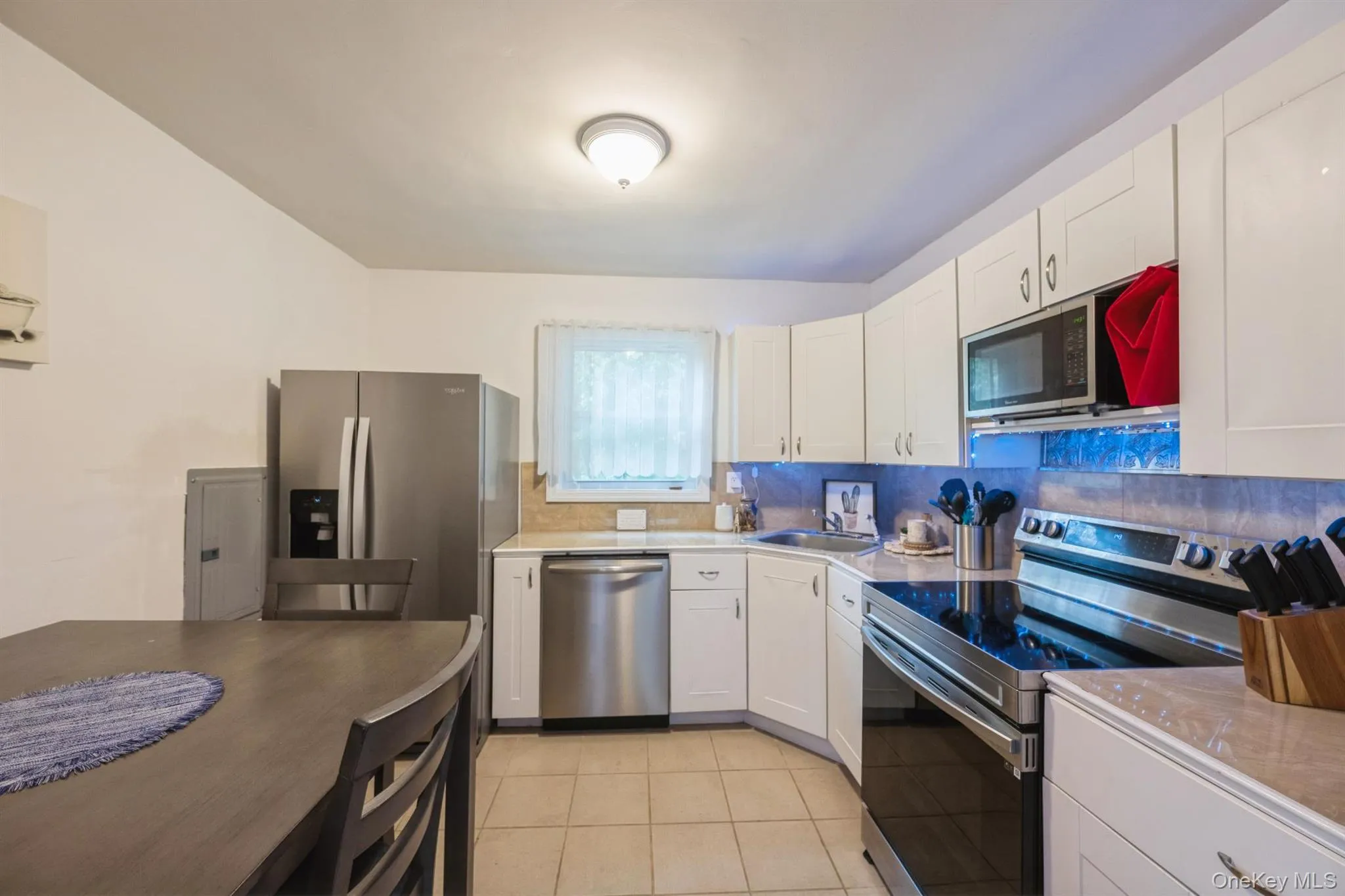 127 Hallock Landing Road, Brookhaven, NY, 3 Bedrooms Bedrooms, 5 Rooms Rooms,2 BathroomsBathrooms,Residential,For Rent,Hallock Landing,0,1007391 127 Hallock Landing Road, Brookhaven, NY, 3 Bedrooms Bedrooms, 5 Rooms Rooms,2 BathroomsBathrooms,Residential,For Rent,Hallock Landing,0,1007391