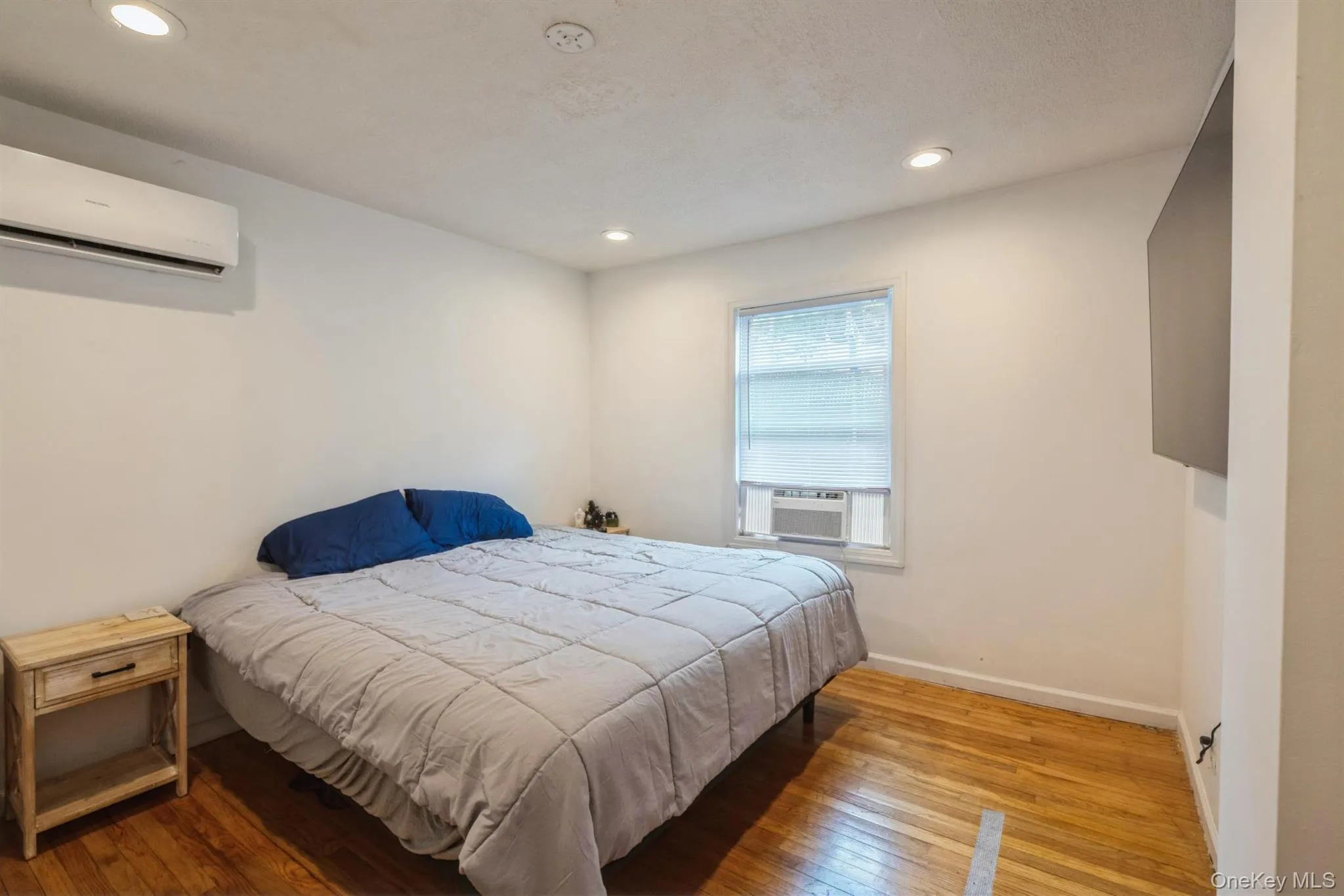 127 Hallock Landing Road, Brookhaven, NY, 3 Bedrooms Bedrooms, 5 Rooms Rooms,2 BathroomsBathrooms,Residential,For Rent,Hallock Landing,0,1007391 127 Hallock Landing Road, Brookhaven, NY, 3 Bedrooms Bedrooms, 5 Rooms Rooms,2 BathroomsBathrooms,Residential,For Rent,Hallock Landing,0,1007391