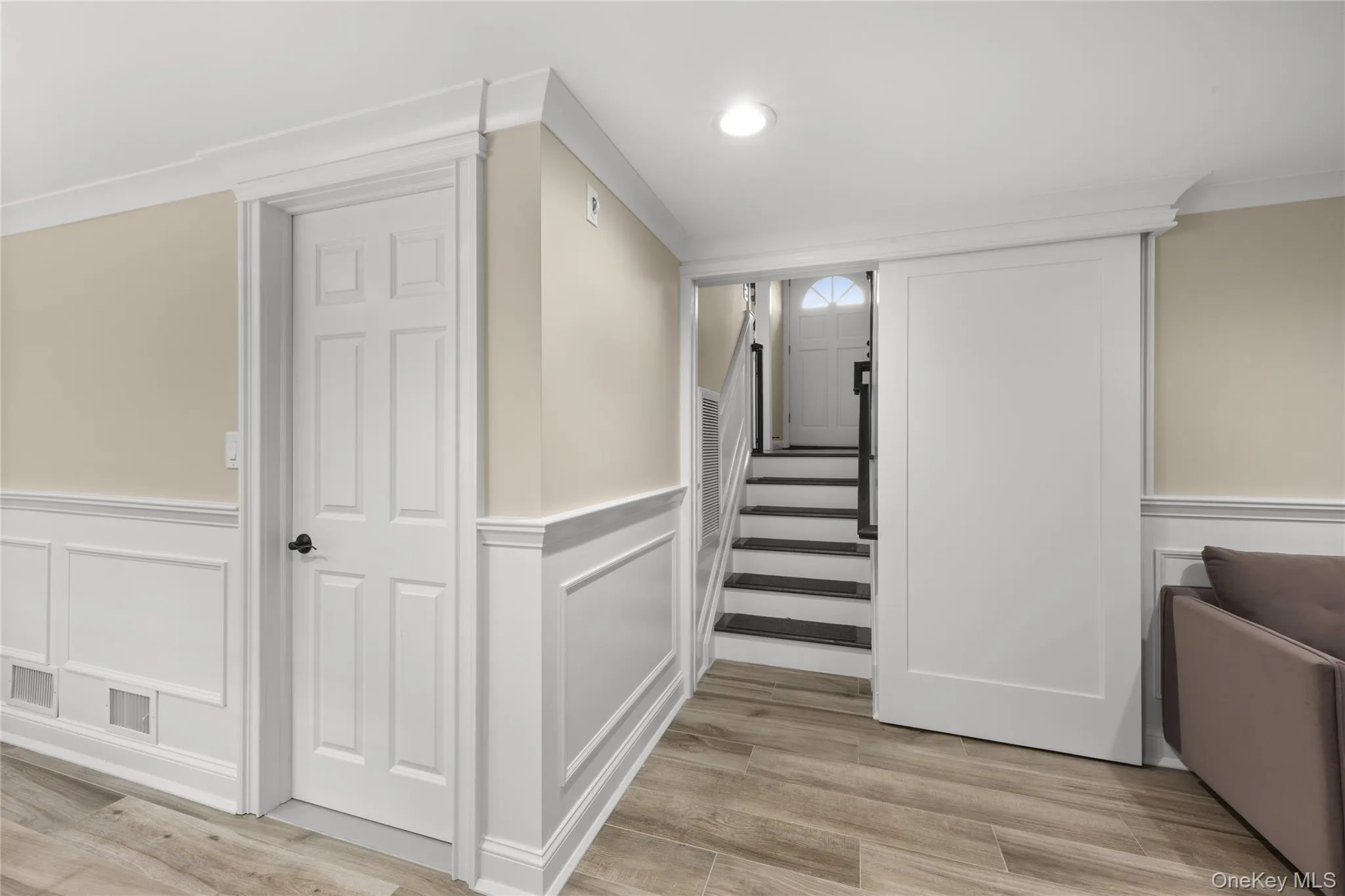 300 24th Street, Babylon, NY, 2 Bedrooms Bedrooms, 7 Rooms Rooms,1 BathroomBathrooms,Residential,For Rent,24th,0,1007397 300 24th Street, Babylon, NY, 2 Bedrooms Bedrooms, 7 Rooms Rooms,1 BathroomBathrooms,Residential,For Rent,24th,0,1007397