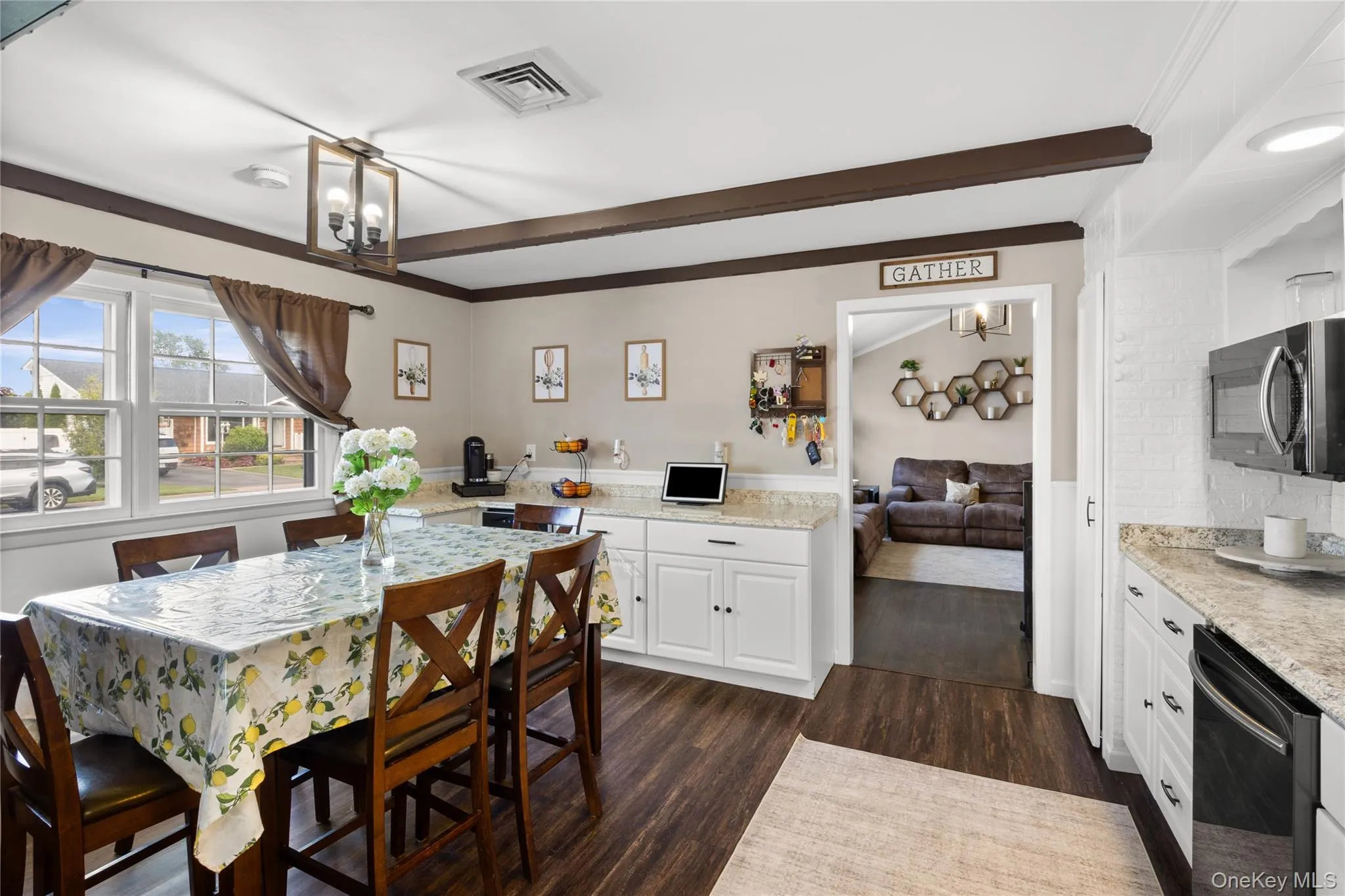 300 24th Street, Babylon, NY, 2 Bedrooms Bedrooms, 7 Rooms Rooms,1 BathroomBathrooms,Residential,For Rent,24th,0,1007397 300 24th Street, Babylon, NY, 2 Bedrooms Bedrooms, 7 Rooms Rooms,1 BathroomBathrooms,Residential,For Rent,24th,0,1007397