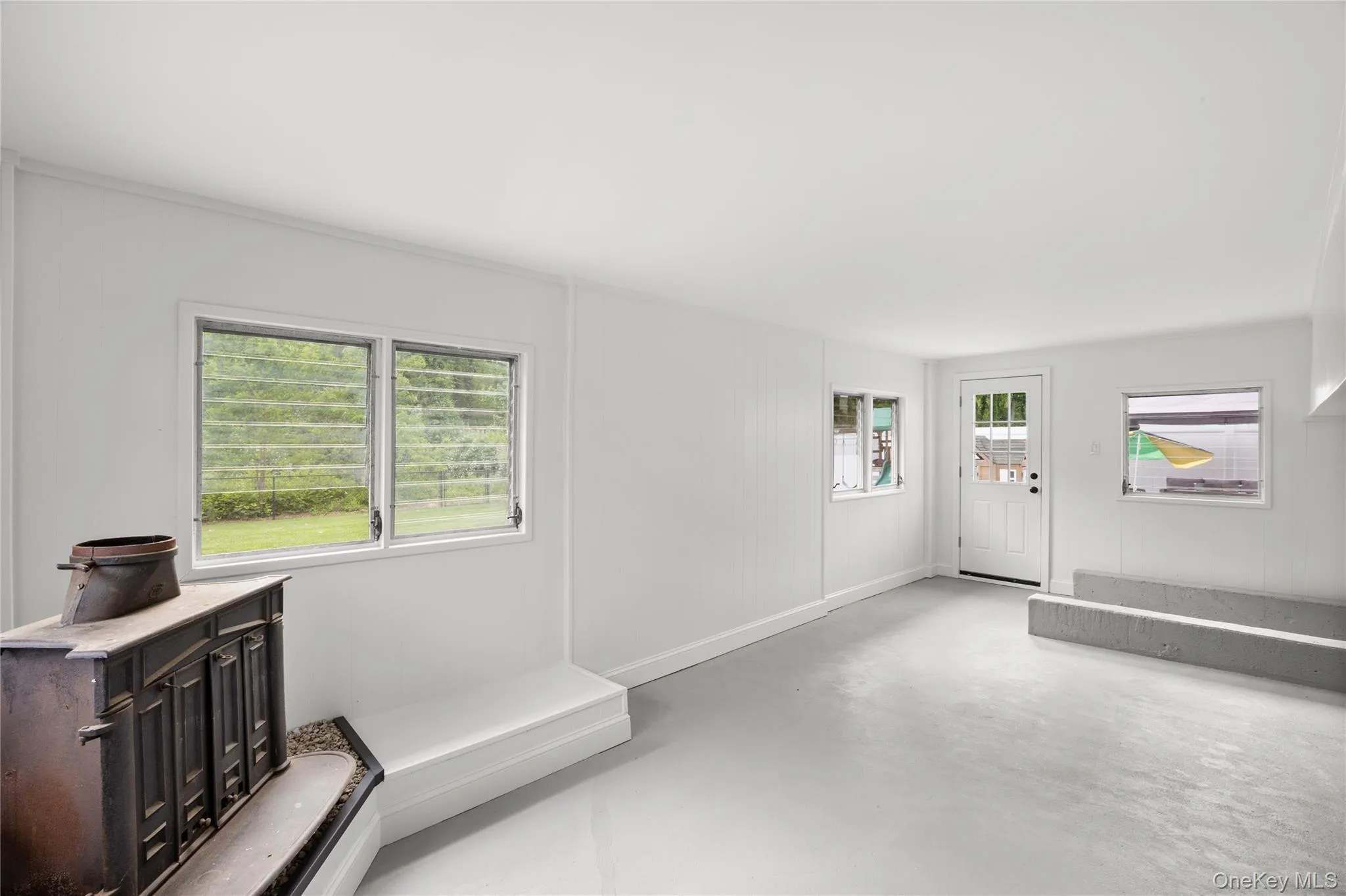 300 24th Street, Babylon, NY, 2 Bedrooms Bedrooms, 7 Rooms Rooms,1 BathroomBathrooms,Residential,For Rent,24th,0,1007397 300 24th Street, Babylon, NY, 2 Bedrooms Bedrooms, 7 Rooms Rooms,1 BathroomBathrooms,Residential,For Rent,24th,0,1007397
