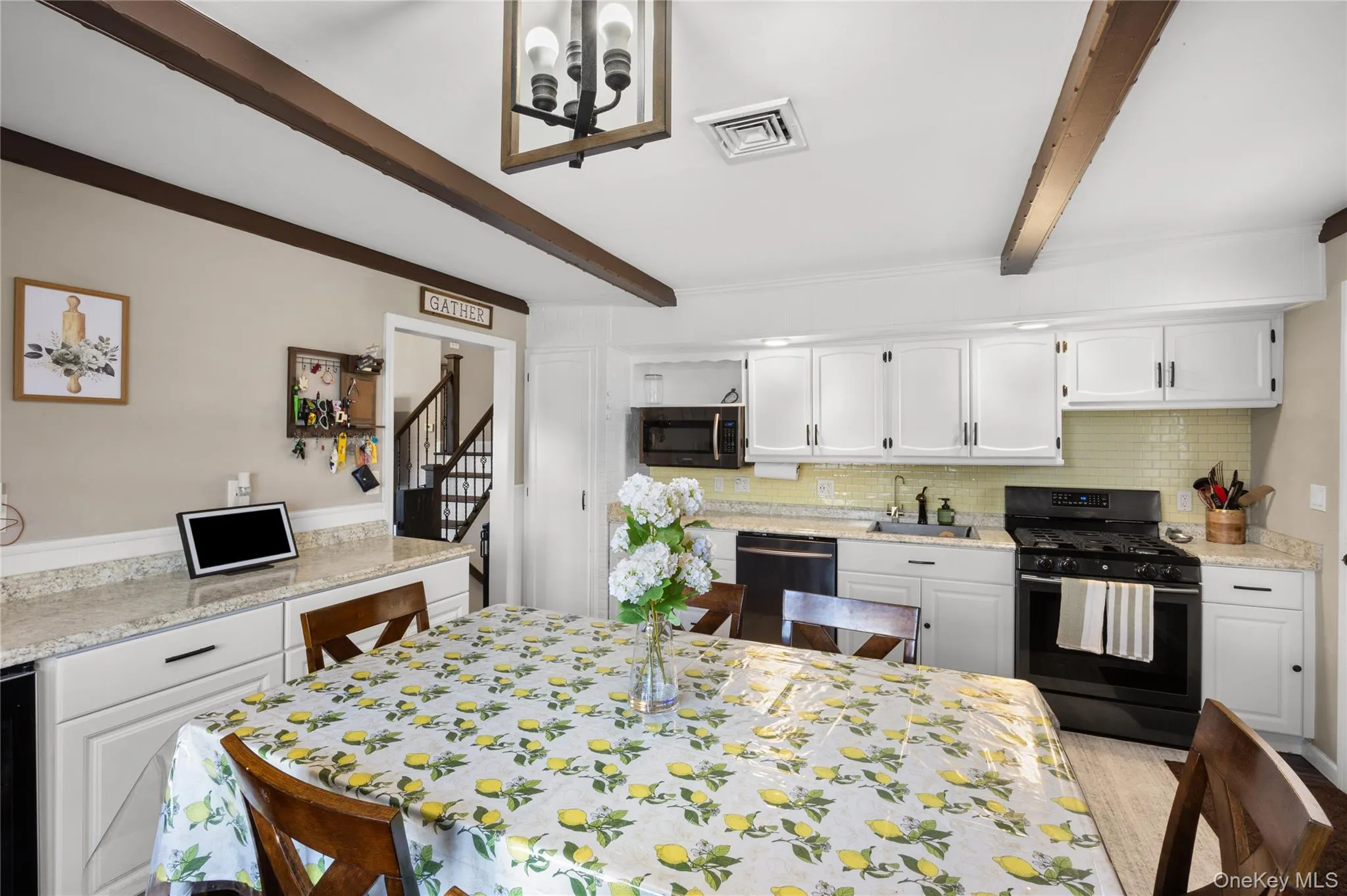 300 24th Street, Babylon, NY, 2 Bedrooms Bedrooms, 7 Rooms Rooms,1 BathroomBathrooms,Residential,For Rent,24th,0,1007397 300 24th Street, Babylon, NY, 2 Bedrooms Bedrooms, 7 Rooms Rooms,1 BathroomBathrooms,Residential,For Rent,24th,0,1007397