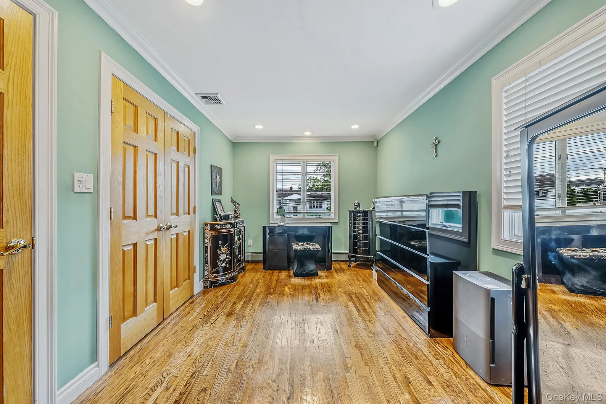 3075 Hewlett Avenue, Hempstead, NY, 4 Bedrooms Bedrooms, 8 Rooms Rooms,2 BathroomsBathrooms,Residential,For Rent,Hewlett,0,1007398 3075 Hewlett Avenue, Hempstead, NY, 4 Bedrooms Bedrooms, 8 Rooms Rooms,2 BathroomsBathrooms,Residential,For Rent,Hewlett,0,1007398