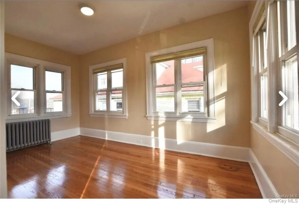 96 Grandview Avenue, Mount Vernon, NY, 3 Bedrooms Bedrooms, 9 Rooms Rooms,1 BathroomBathrooms,Residential Lease,For Rent,Grandview,0,1007400 96 Grandview Avenue, Mount Vernon, NY, 3 Bedrooms Bedrooms, 9 Rooms Rooms,1 BathroomBathrooms,Residential Lease,For Rent,Grandview,0,1007400