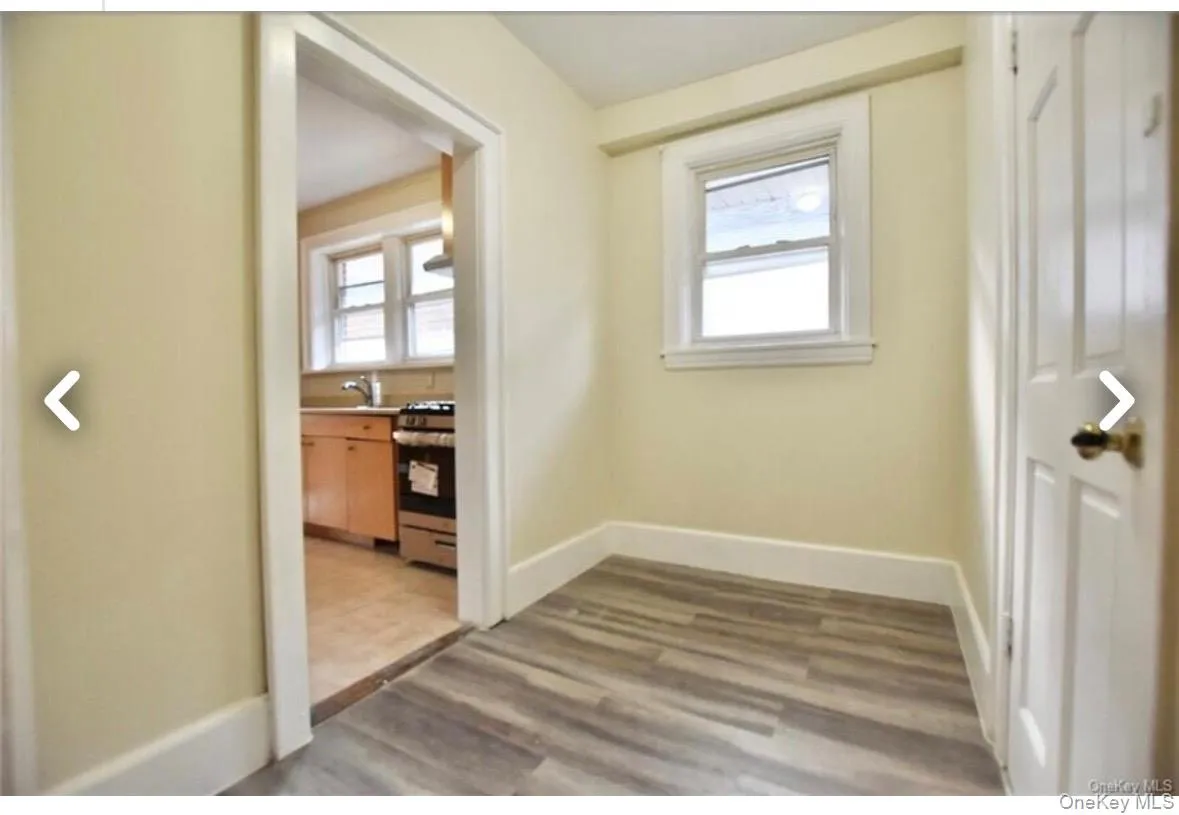 96 Grandview Avenue, Mount Vernon, NY, 3 Bedrooms Bedrooms, 9 Rooms Rooms,1 BathroomBathrooms,Residential Lease,For Rent,Grandview,0,1007400 96 Grandview Avenue, Mount Vernon, NY, 3 Bedrooms Bedrooms, 9 Rooms Rooms,1 BathroomBathrooms,Residential Lease,For Rent,Grandview,0,1007400