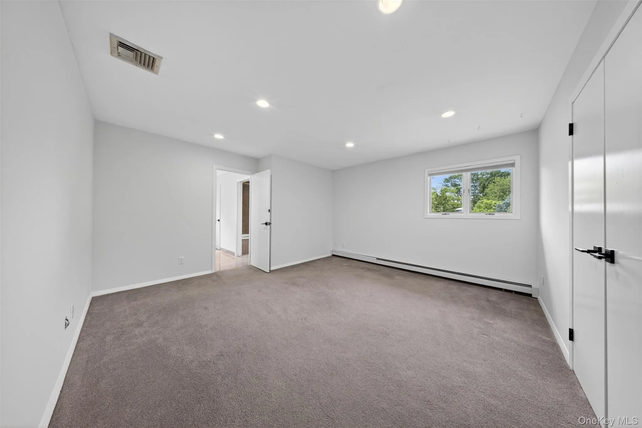 5 Glen Hill Court, Huntington, NY, 5 Bedrooms Bedrooms, 11 Rooms Rooms,4 BathroomsBathrooms,Residential,For Rent,Glen Hill,0,1007402 5 Glen Hill Court, Huntington, NY, 5 Bedrooms Bedrooms, 11 Rooms Rooms,4 BathroomsBathrooms,Residential,For Rent,Glen Hill,0,1007402