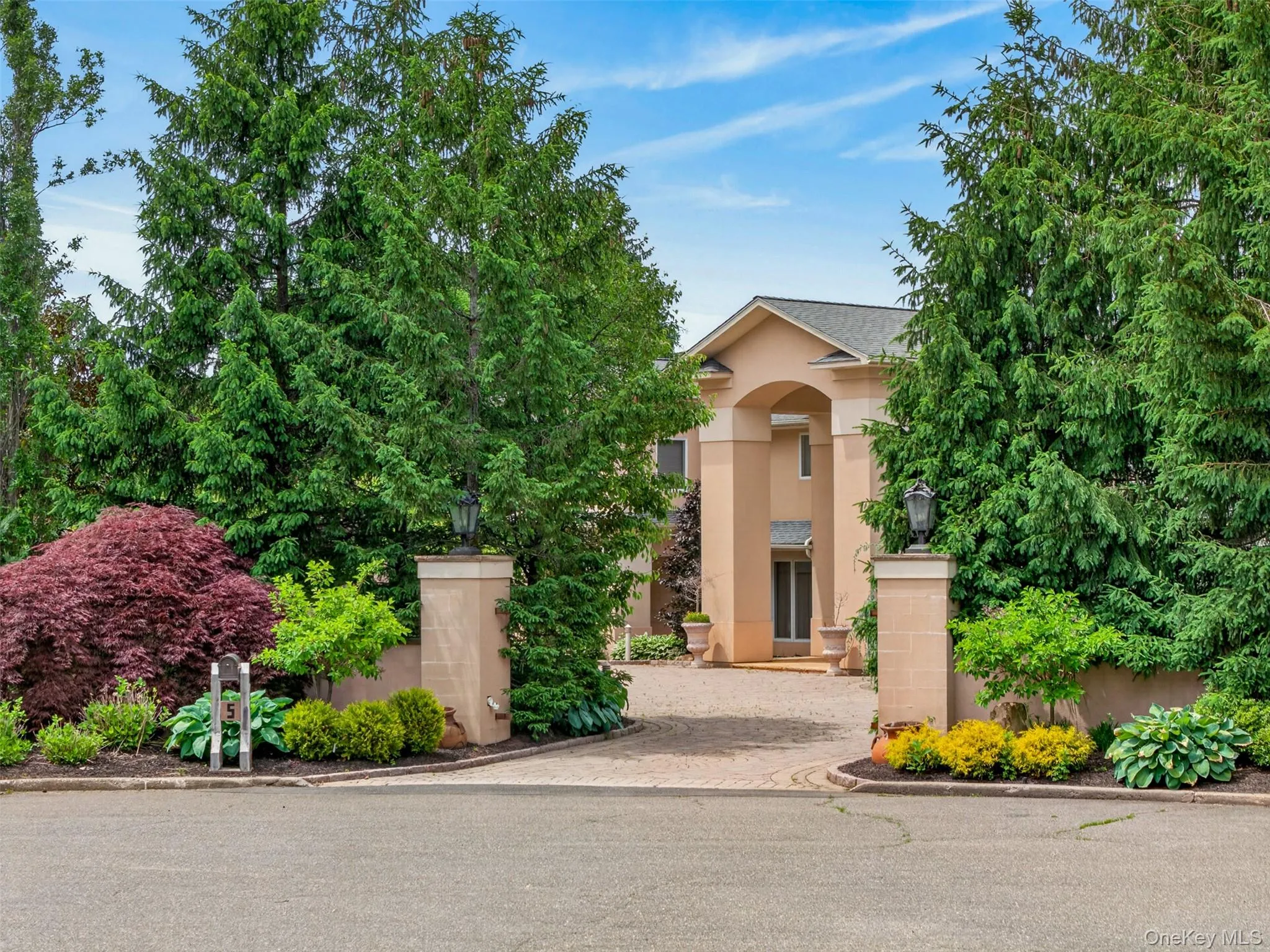 5 Glen Hill Court, Huntington, NY, 5 Bedrooms Bedrooms, 11 Rooms Rooms,4 BathroomsBathrooms,Residential,For Rent,Glen Hill,0,1007402 5 Glen Hill Court, Huntington, NY, 5 Bedrooms Bedrooms, 11 Rooms Rooms,4 BathroomsBathrooms,Residential,For Rent,Glen Hill,0,1007402