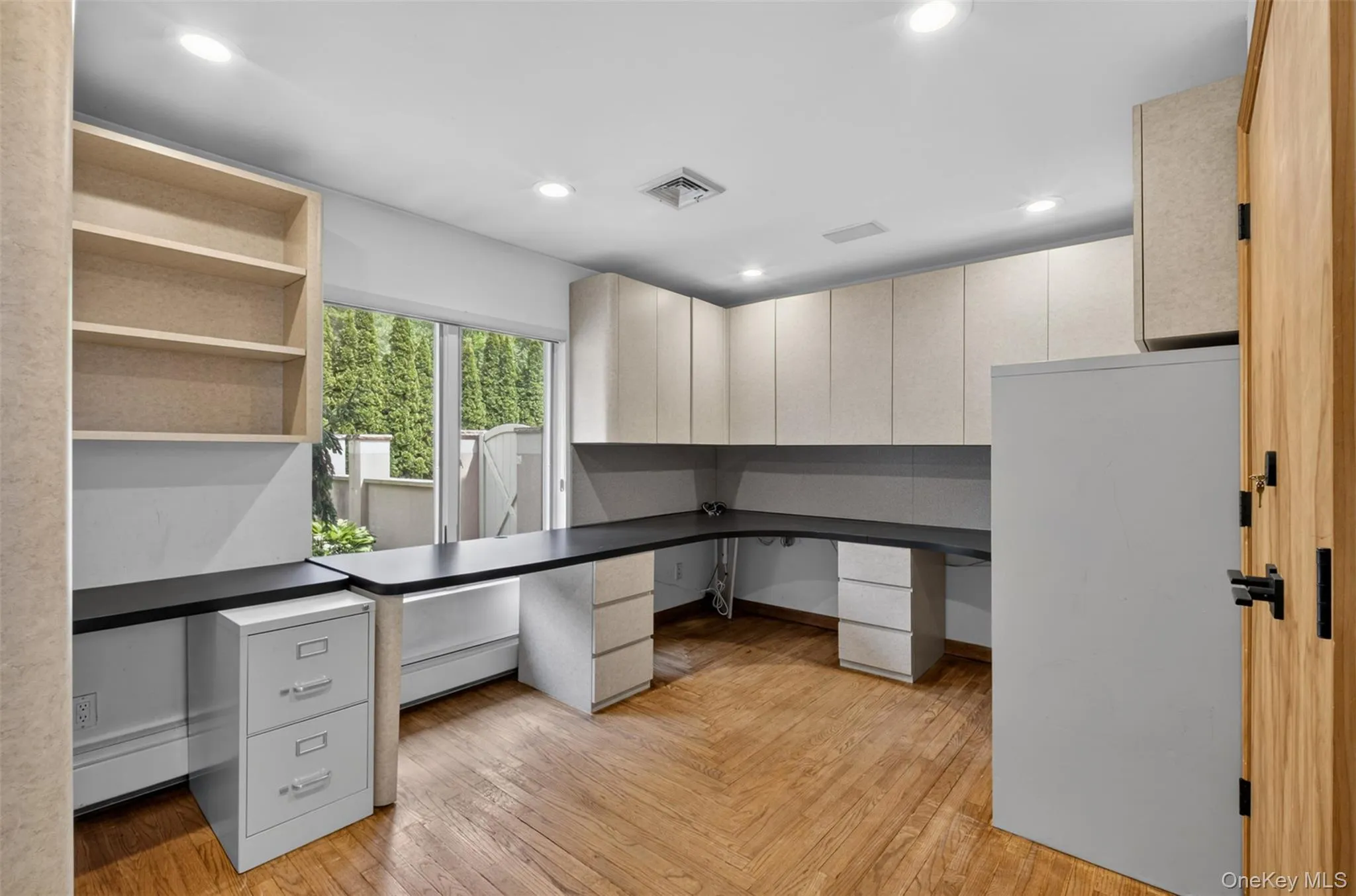 5 Glen Hill Court, Huntington, NY, 5 Bedrooms Bedrooms, 11 Rooms Rooms,4 BathroomsBathrooms,Residential,For Rent,Glen Hill,0,1007402 5 Glen Hill Court, Huntington, NY, 5 Bedrooms Bedrooms, 11 Rooms Rooms,4 BathroomsBathrooms,Residential,For Rent,Glen Hill,0,1007402