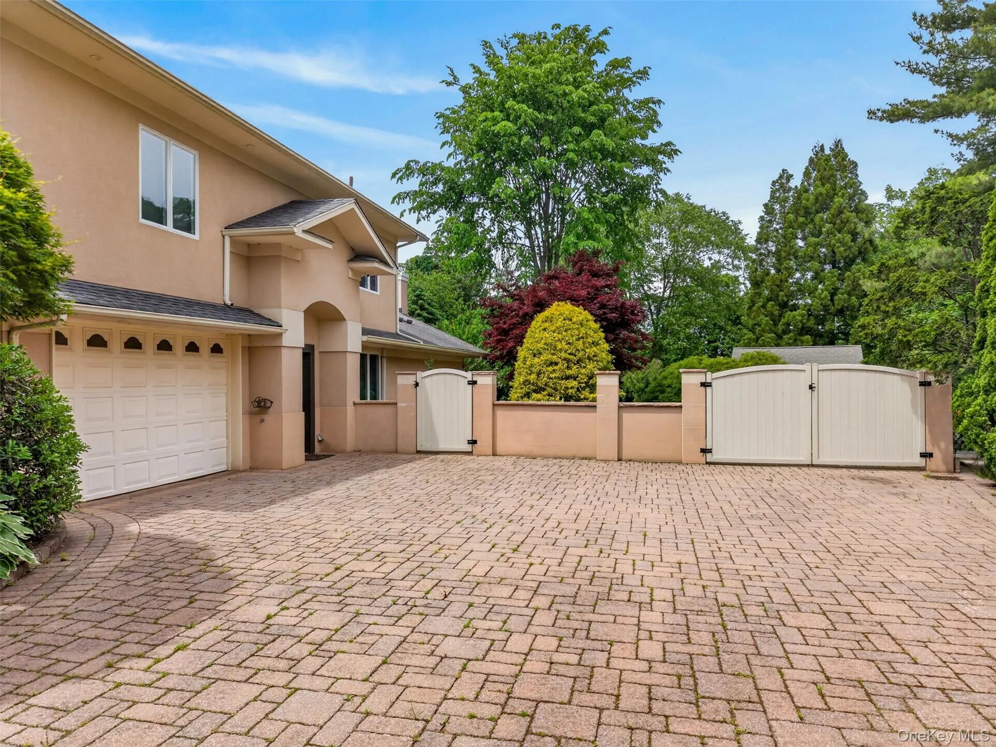 5 Glen Hill Court, Huntington, NY, 5 Bedrooms Bedrooms, 11 Rooms Rooms,4 BathroomsBathrooms,Residential,For Rent,Glen Hill,0,1007402 5 Glen Hill Court, Huntington, NY, 5 Bedrooms Bedrooms, 11 Rooms Rooms,4 BathroomsBathrooms,Residential,For Rent,Glen Hill,0,1007402