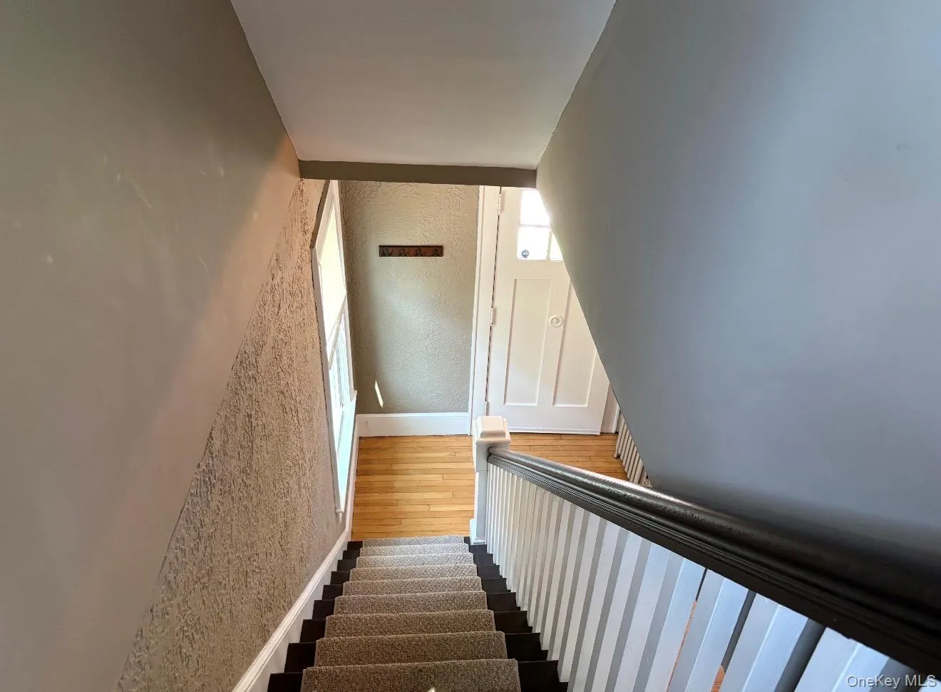 46 Sterling Court, Huntington, NY, 3 Bedrooms Bedrooms, 7 Rooms Rooms,1 BathroomBathrooms,Residential Lease,For Rent,Sterling,0,1007406 46 Sterling Court, Huntington, NY, 3 Bedrooms Bedrooms, 7 Rooms Rooms,1 BathroomBathrooms,Residential Lease,For Rent,Sterling,0,1007406