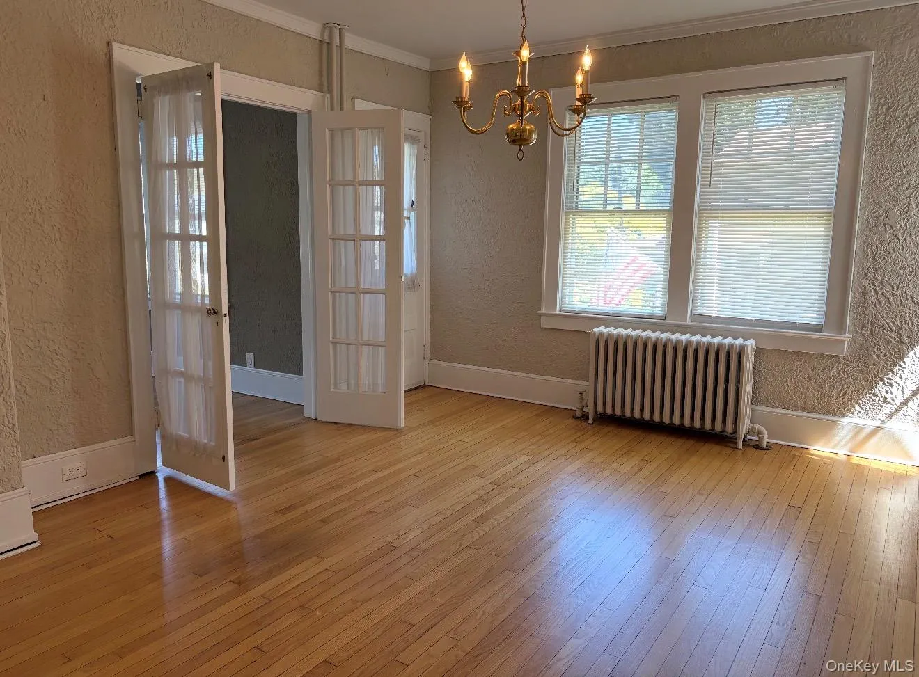 46 Sterling Court, Huntington, NY, 3 Bedrooms Bedrooms, 7 Rooms Rooms,1 BathroomBathrooms,Residential Lease,For Rent,Sterling,0,1007406 46 Sterling Court, Huntington, NY, 3 Bedrooms Bedrooms, 7 Rooms Rooms,1 BathroomBathrooms,Residential Lease,For Rent,Sterling,0,1007406