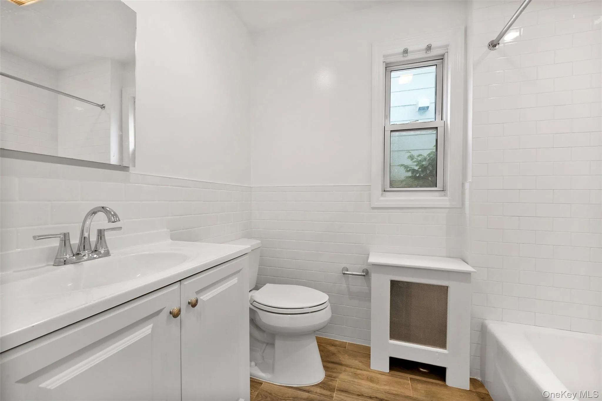 91 Parkway Road, Eastchester, NY, 2 Bedrooms Bedrooms, 4 Rooms Rooms,1 BathroomBathrooms,Residential Lease,For Rent,Parkway,0,1007409 91 Parkway Road, Eastchester, NY, 2 Bedrooms Bedrooms, 4 Rooms Rooms,1 BathroomBathrooms,Residential Lease,For Rent,Parkway,0,1007409