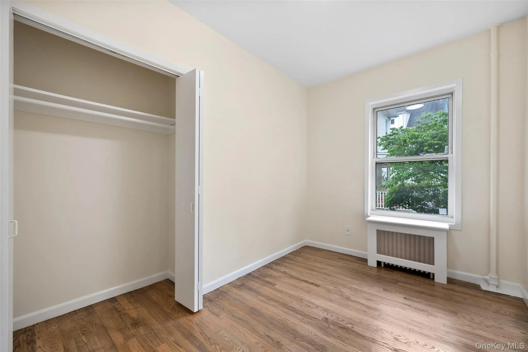 91 Parkway Road, Eastchester, NY, 2 Bedrooms Bedrooms, 4 Rooms Rooms,1 BathroomBathrooms,Residential Lease,For Rent,Parkway,0,1007409 91 Parkway Road, Eastchester, NY, 2 Bedrooms Bedrooms, 4 Rooms Rooms,1 BathroomBathrooms,Residential Lease,For Rent,Parkway,0,1007409