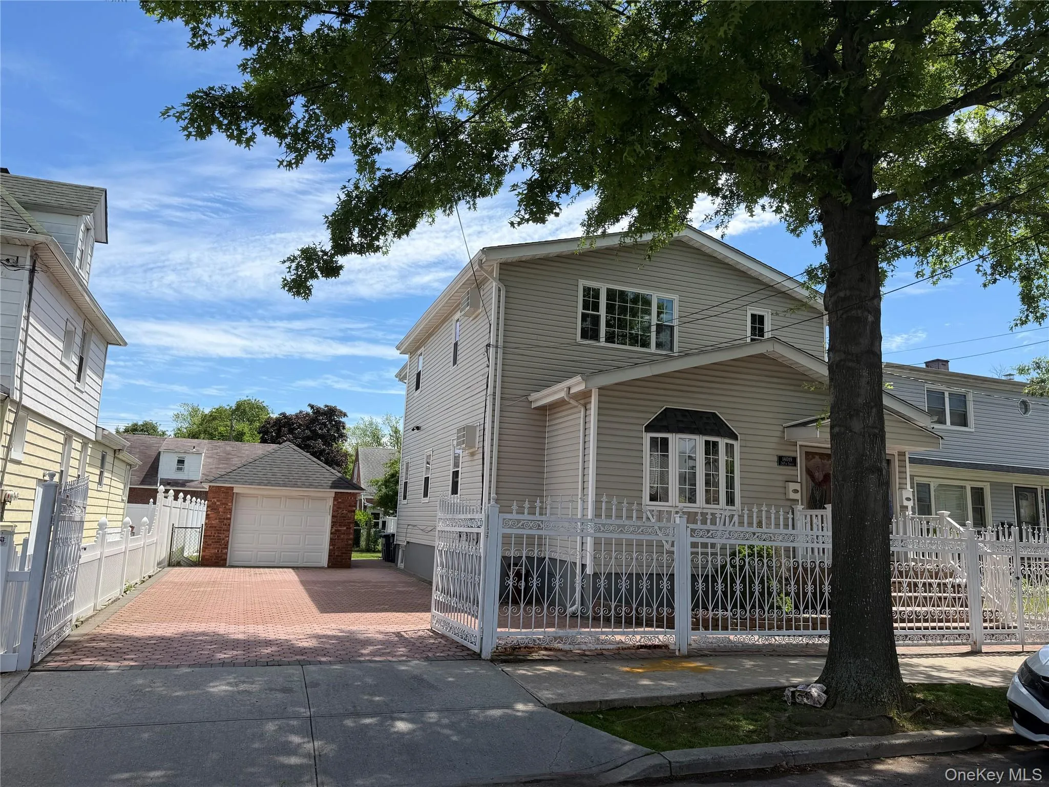 14019 247th Street, New York, NY, 3 Bedrooms Bedrooms, 5 Rooms Rooms,2 BathroomsBathrooms,Residential Lease,For Rent,247th,0,1007411 14019 247th Street, New York, NY, 3 Bedrooms Bedrooms, 5 Rooms Rooms,2 BathroomsBathrooms,Residential Lease,For Rent,247th,0,1007411