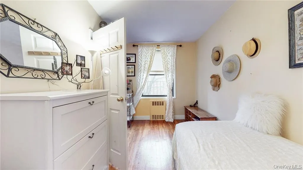 150-29 72nd Road, New York, NY, 2 Bedrooms Bedrooms, 5 Rooms Rooms,1 BathroomBathrooms,Residential,For Rent,72nd,0,1007412 150-29 72nd Road, New York, NY, 2 Bedrooms Bedrooms, 5 Rooms Rooms,1 BathroomBathrooms,Residential,For Rent,72nd,0,1007412