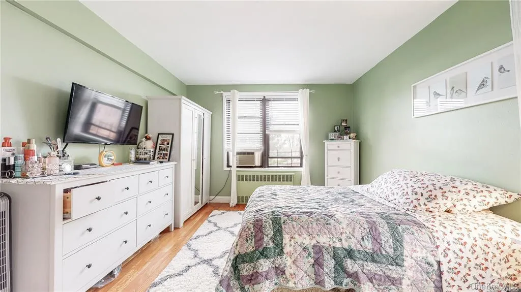 150-29 72nd Road, New York, NY, 2 Bedrooms Bedrooms, 5 Rooms Rooms,1 BathroomBathrooms,Residential,For Rent,72nd,0,1007412 150-29 72nd Road, New York, NY, 2 Bedrooms Bedrooms, 5 Rooms Rooms,1 BathroomBathrooms,Residential,For Rent,72nd,0,1007412