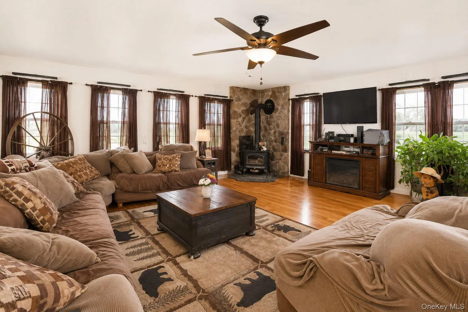 20 County Highway 17, Crawford, NY, 4 Bedrooms Bedrooms, 12 Rooms Rooms,2 BathroomsBathrooms,Residential,For Rent,County Highway 17,0,1007418 20 County Highway 17, Crawford, NY, 4 Bedrooms Bedrooms, 12 Rooms Rooms,2 BathroomsBathrooms,Residential,For Rent,County Highway 17,0,1007418