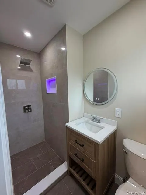 9 Walnut Place, Oyster Bay, NY, 3 Bedrooms Bedrooms, 8 Rooms Rooms,2 BathroomsBathrooms,Residential,For Rent,Walnut,0,1007419 9 Walnut Place, Oyster Bay, NY, 3 Bedrooms Bedrooms, 8 Rooms Rooms,2 BathroomsBathrooms,Residential,For Rent,Walnut,0,1007419