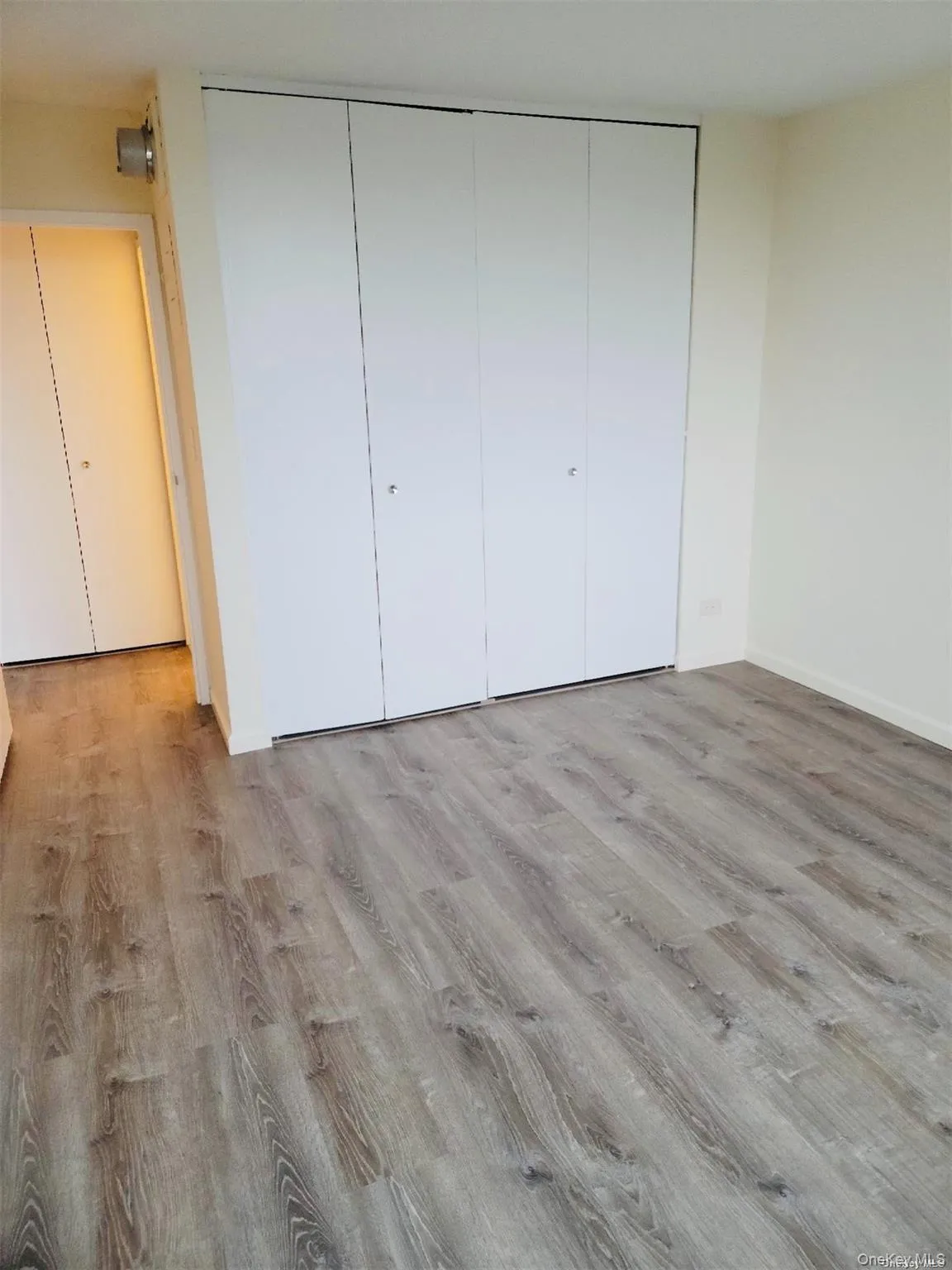 2 Bay Club Drive, New York, NY, 2 Bedrooms Bedrooms, 6 Rooms Rooms,2 BathroomsBathrooms,Residential Lease,For Rent,Bay Club,0,1007420 2 Bay Club Drive, New York, NY, 2 Bedrooms Bedrooms, 6 Rooms Rooms,2 BathroomsBathrooms,Residential Lease,For Rent,Bay Club,0,1007420