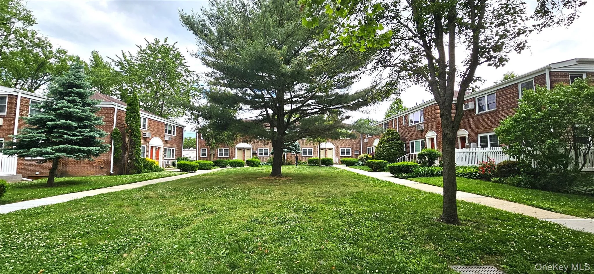 224-20 Kingsbury Avenue, New York, NY, 1 Bedroom Bedrooms, 3 Rooms Rooms,1 BathroomBathrooms,Residential,For Rent,Kingsbury,0,1007422 224-20 Kingsbury Avenue, New York, NY, 1 Bedroom Bedrooms, 3 Rooms Rooms,1 BathroomBathrooms,Residential,For Rent,Kingsbury,0,1007422
