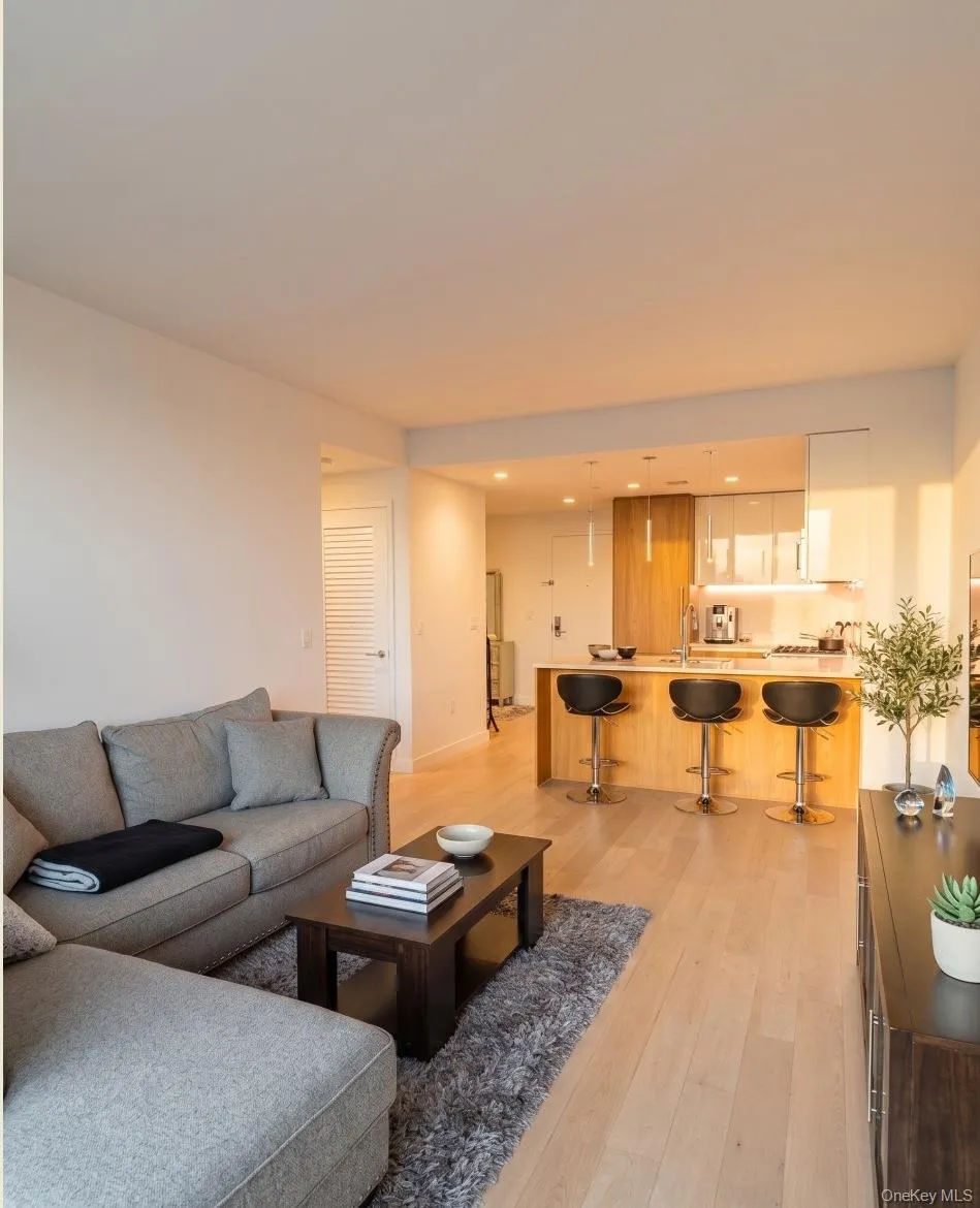 131-01 40th Road, New York, NY, 1 Bedroom Bedrooms, 5 Rooms Rooms,1 BathroomBathrooms,Residential,For Rent,40th,0,1007426 131-01 40th Road, New York, NY, 1 Bedroom Bedrooms, 5 Rooms Rooms,1 BathroomBathrooms,Residential,For Rent,40th,0,1007426