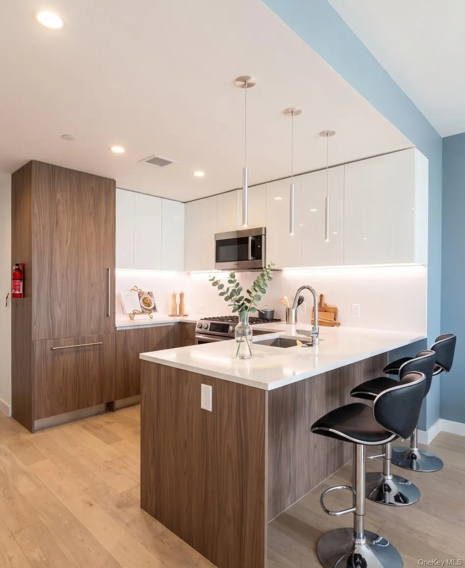 131-01 40th Road, New York, NY, 1 Bedroom Bedrooms, 5 Rooms Rooms,1 BathroomBathrooms,Residential,For Rent,40th,0,1007426 131-01 40th Road, New York, NY, 1 Bedroom Bedrooms, 5 Rooms Rooms,1 BathroomBathrooms,Residential,For Rent,40th,0,1007426