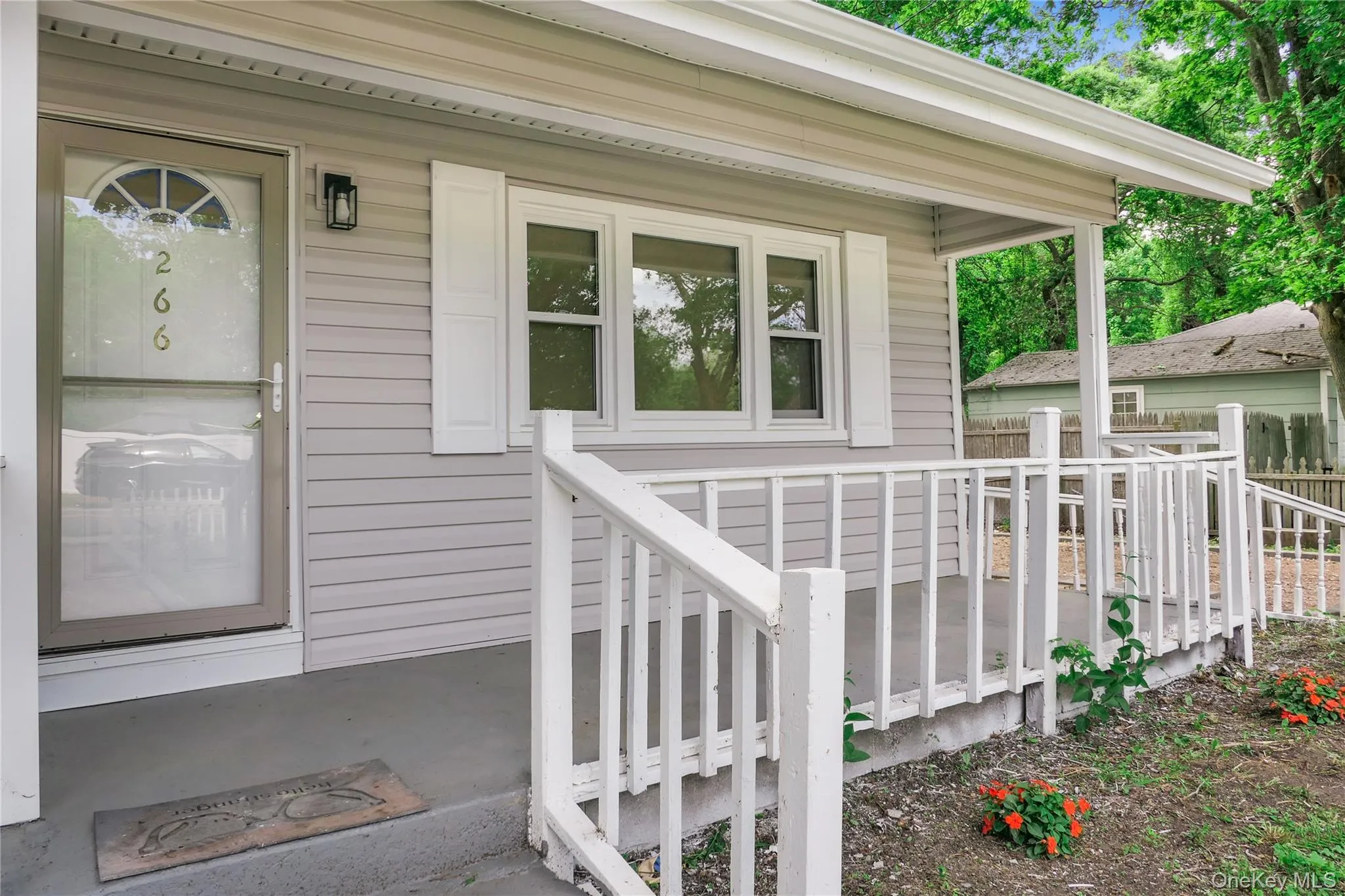 266 Station Road, Brookhaven, NY, 3 Bedrooms Bedrooms, 5 Rooms Rooms,2 BathroomsBathrooms,Residential,For Rent,Station,0,1007429 266 Station Road, Brookhaven, NY, 3 Bedrooms Bedrooms, 5 Rooms Rooms,2 BathroomsBathrooms,Residential,For Rent,Station,0,1007429