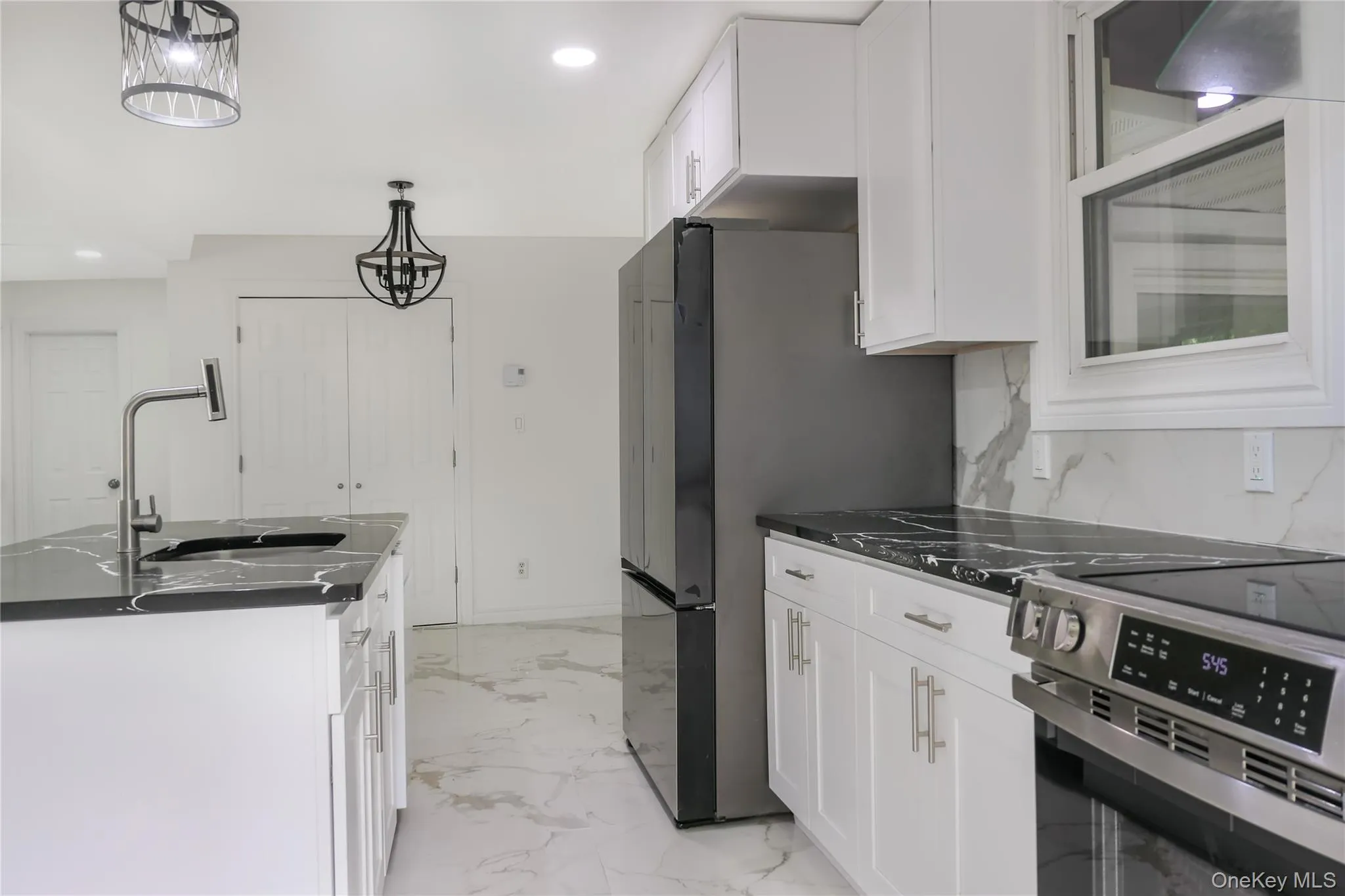 266 Station Road, Brookhaven, NY, 3 Bedrooms Bedrooms, 5 Rooms Rooms,2 BathroomsBathrooms,Residential,For Rent,Station,0,1007429 266 Station Road, Brookhaven, NY, 3 Bedrooms Bedrooms, 5 Rooms Rooms,2 BathroomsBathrooms,Residential,For Rent,Station,0,1007429