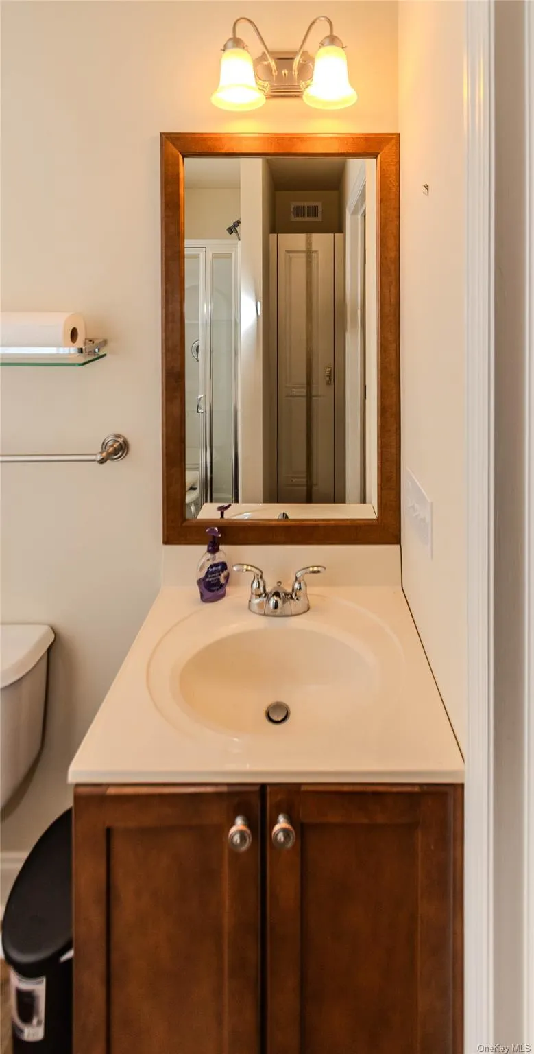 full bath on basment level full bath on basment level