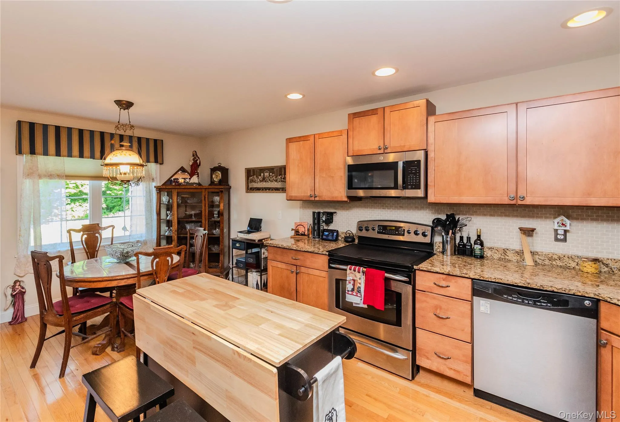 64 Hudson View Terrace, Hyde Park, NY, 2 Bedrooms Bedrooms, 5 Rooms Rooms,3 BathroomsBathrooms,Residential,For Rent,Hudson View,0,1007430 64 Hudson View Terrace, Hyde Park, NY, 2 Bedrooms Bedrooms, 5 Rooms Rooms,3 BathroomsBathrooms,Residential,For Rent,Hudson View,0,1007430